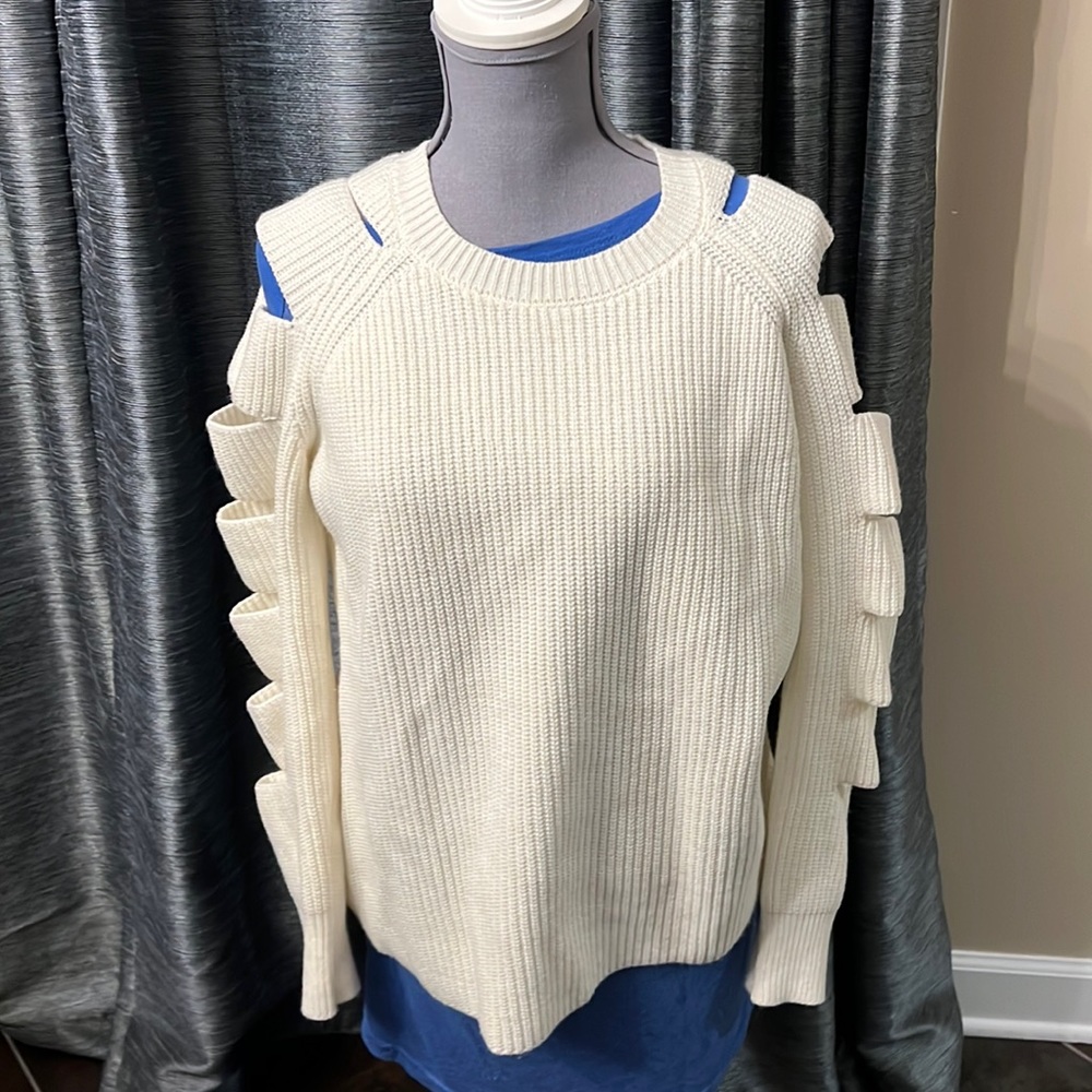 Miss me black cut out sleeve sweater size small